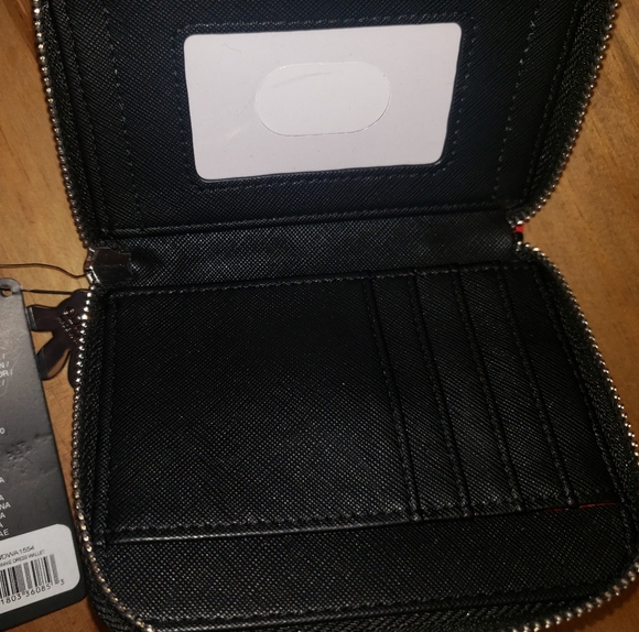 LOUNGEFLY MINNIE MOUSE ZIP AROUND WALLET NWT. - Picture 8 of 10